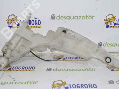 Used Windscreen washer tank Windscreen washer tank FORD FOCUS I (DAW, DBW) 1.8 Turbo DI / TDDi (90 hp) 7419904 7419904