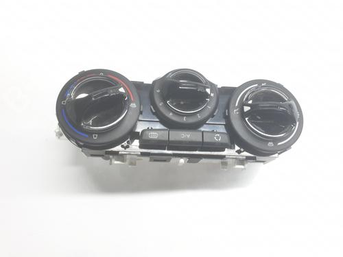 Used Climate control PEUGEOT 208 I (CA_, CC_) 1.2 VTI 82 (82 hp) 30932611