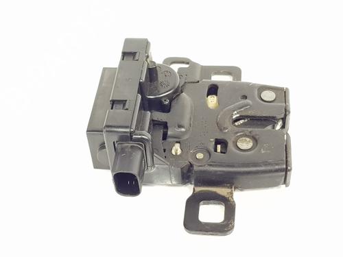Tailgate lock LAND ROVER RANGE ROVER SPORT I (L320) 3.0 D 4x4 | BP24507401C101 