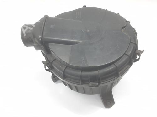 Used Air filter box TOYOTA LAND CRUISER 90 (_J9_) 3.0 TD (KZJ90_, KZJ95_, KZJ90R, KZJ95R, KZJ90W, KZJ95W) (125 hp) 31171141