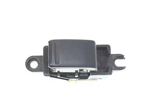 Used Left rear window switch NISSAN X-TRAIL I (T30) 2.2 DCi FWD (114 hp) 7822514
