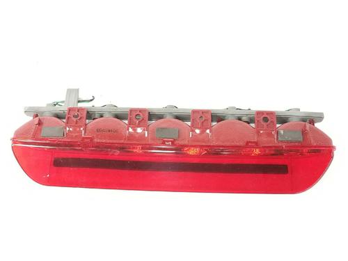 Third brake light KIA SPORTAGE III (SL) 1.7 CRDi | BP7025926L11 