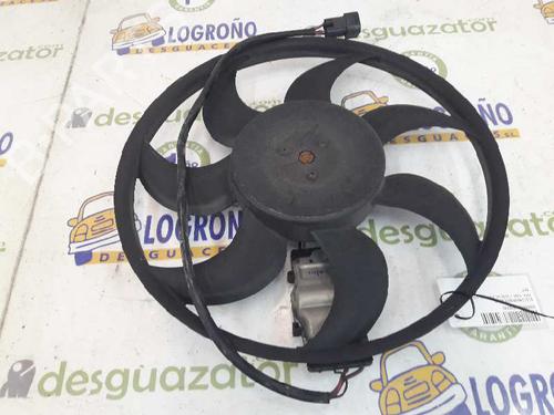 Used Radiator fan BMW 1 (E81) 120 i (170 hp) 3251768