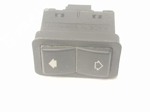 Used Left rear window switch Left rear window switch BMW 7 (E38) 730 d (184 hp) 8233893 8233893