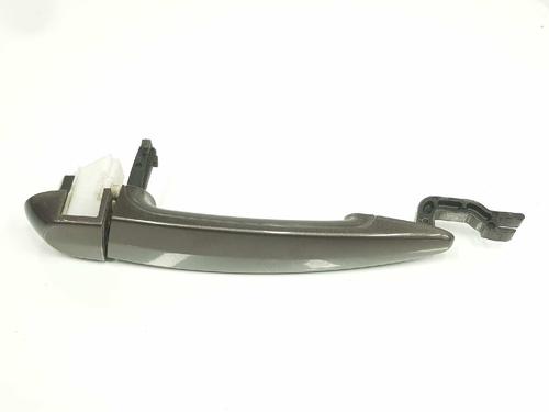Used Rear left exterior door handle BMW 1 (E87) 118 d (122 hp) 1637989