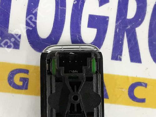 Right rear window switch MERCEDES-BENZ C-CLASS (W204) C 220 CDI (204.008) | BP1932597I28 