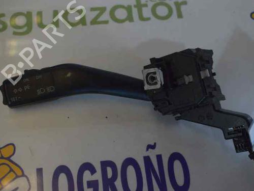 Used Steering column stalk SEAT LEON (1P1) 1.9 TDI (105 hp) 1361812