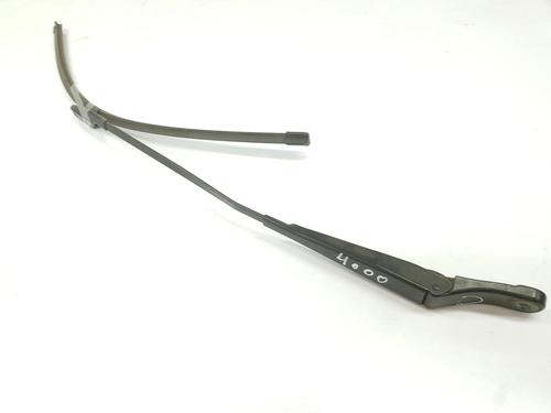 Used Front windshield wiper arm PEUGEOT 5008 (0U_, 0E_) 1.6 HDi (112 hp) 8162436