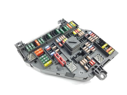 Used Fuse box BMW 5 (F10) 530 d (245 hp) 16102958