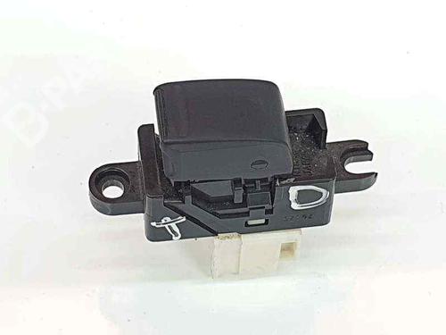Used Right rear window switch Right rear window switch NISSAN X-TRAIL I (T30) 2.2 dCi (136 hp) 7822513 7822513