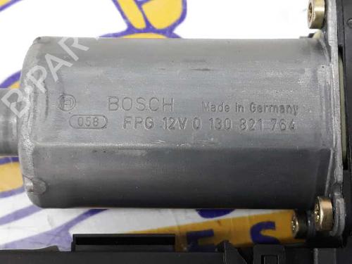 Right rear window motor VW TOUAREG (7LA, 7L6, 7L7) 2.5 R5 TDI | BP3242058E22 