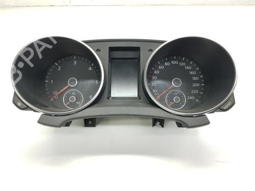 Instrument cluster VW GOLF VI (5K1) 2.0 TDI | BP21591355C47 