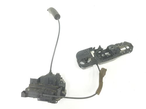 Used Rear left lock RENAULT MEGANE III Grandtour (KZ0/1) 1.5 dCi (KZ09, KZ0D, KZ1G, KZ29, KZ14, KZ1W, KZ10, KZ1F,... (110 hp) 17754473