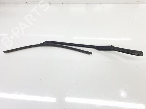 Used Front windshield wiper arm MERCEDES-BENZ C-CLASS Coupe (CL203) C 180 Kompressor (203.746) (143 hp) 10258648