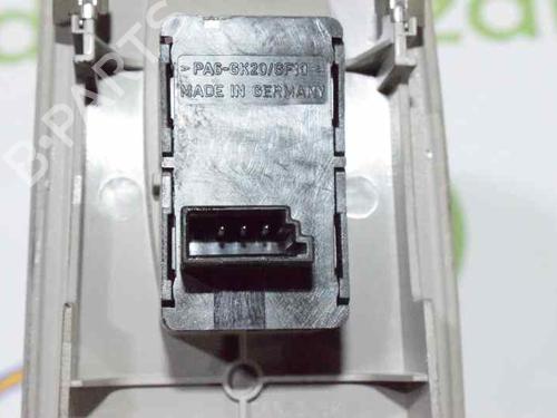 Right front window switch BMW 1 (E87) 120 d | BP1363399I26