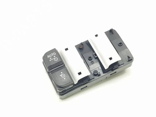 switch-bmw-x5-g05-f95-2018-39191849 main image