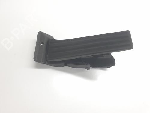 Pedal BMW 3 (F30, F80) 318 d (150 hp) 23529940