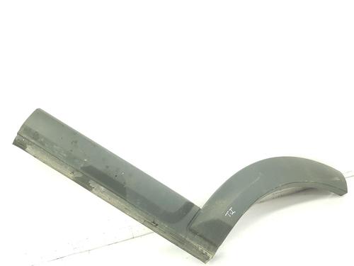 Modanatura parafango posteriore sinistro LAND ROVER DISCOVERY III (L319) 2.7 TD 4x4 | BP12985565C136 