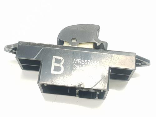 Used Right rear window switch MITSUBISHI ASX (GA_W_) 1.6 MIVEC (GA1W) (117 hp) 16305786