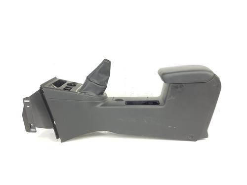 armrest-center-console-nissan-x-trail-ii-t31-2007-2008-2009-2010-2011-2012-2013-2014-2015-2016-2017-2018-36840164 main image