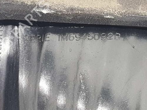 Right tailgate light SEAT LEON (1M1) 1.6 16 V | BP11752888C80 