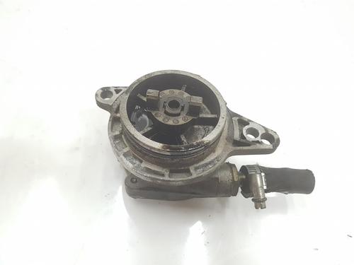 Used Vacuum pump BMW 3 Touring (E46) 320 d (136 hp) 17917373