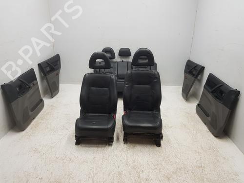 Used Seats set Seats set MITSUBISHI PAJERO III (V7_W, V6_W) 3.2 Di-D (V68W) (160 hp) 33397707 33397707