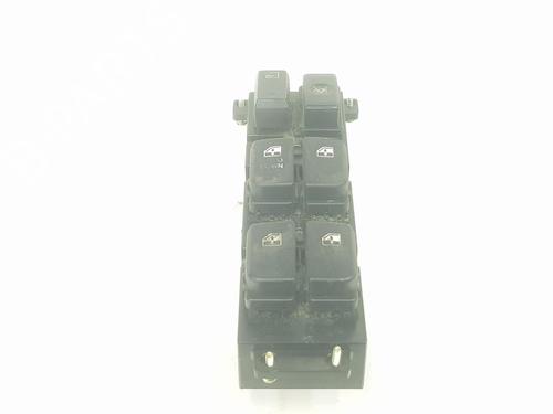 Used Left front window switch HYUNDAI SANTA FÉ II (CM) 2.2 CRDi GLS (150 hp) 17645471