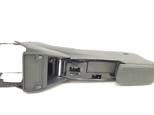 Armrest / Center console CITROËN C4 III (BA_, BB_, BC_) 1.2 Hybrid 136 (BAHPYJ) | BP39509394I20 - Image 3