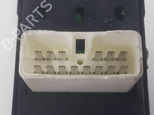 Left front window switch HYUNDAI SANTA FÉ II (CM) 2.2 CRDi GLS | BP17645471I27 