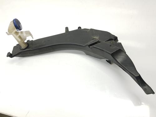 Used Windscreen washer tank PEUGEOT 308 II (LB_, LP_, LW_, LH_, L3_) 1.2 THP 130 (131 hp) 22598546