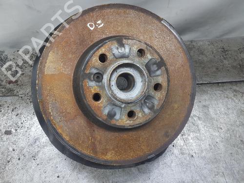 Used Left front steering knuckle BMW X4 (F26) xDrive 30 d (258 hp) 8902923