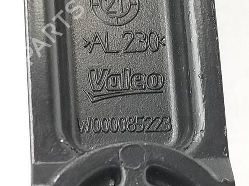 Front windshield wiper arm SEAT IBIZA V (KJ1, KJG) 1.0 TSI | BP8895837C143 
