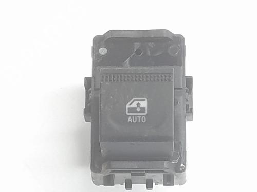 right-rear-window-switch-renault-clio-v-b7_-2019-34346059 main image