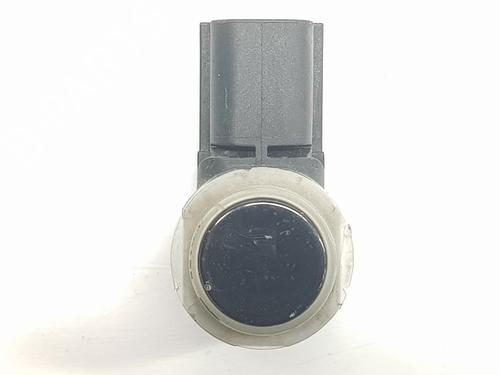 BP32738945O1 main image