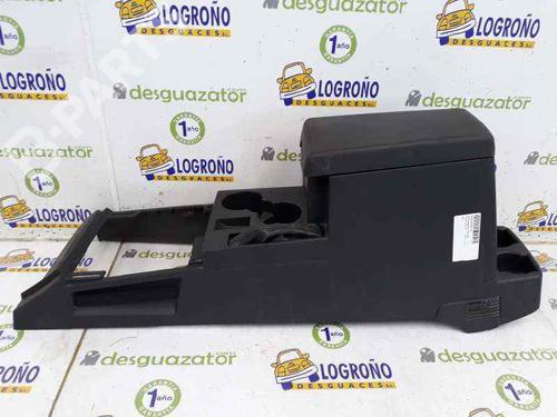 Used Armrest / Center console Armrest / Center console DODGE NITRO 2.8 CRD (177 hp) 7896228 7896228