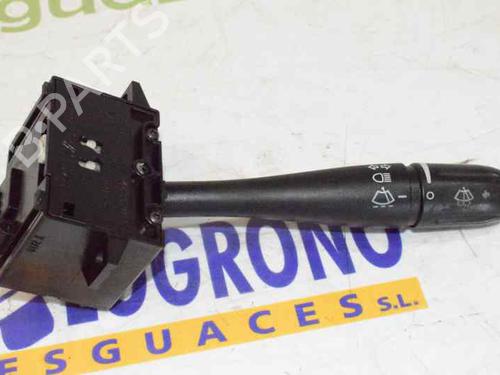 Used Steering column stalk CHRYSLER VOYAGER IV (RG, RS) 2.5 CRD (141 hp) 1364043