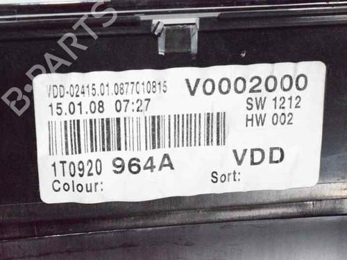Instrument cluster VW TOURAN (1T1, 1T2) 1.9 TDI | BP759632C47 