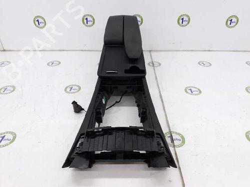 Armrest / Center console MERCEDES-BENZ C-CLASS (W204) C 220 CDI (204.008) | BP7152595I20 