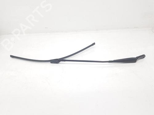 Used Front windshield wiper arm PEUGEOT 3008 I MPV (0U_) 1.6 HDi (112 hp) 8883936