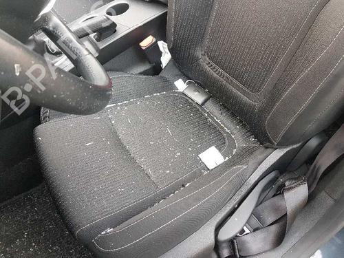 Clignotant avant gauche RENAULT MEGANE IV Hatchback (B9A/M/N_) 1.5 dCi 110 (B9A3) | BP11378988C32 
