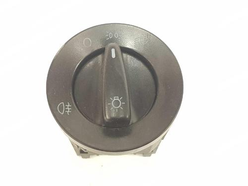 Used Headlight switch VW GOLF IV (1J1) 1.6 16V (105 hp) 5085984