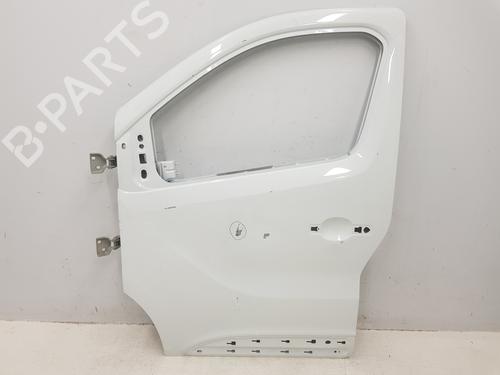 Used Left front door RENAULT TRAFIC III Van (FG_) 1.6 dCi 140 (FGMA, FGMC) (140 hp) 30682073