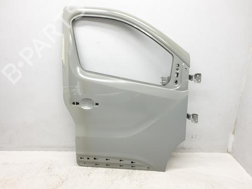 Used Right front door Right front door 21003721 21003721