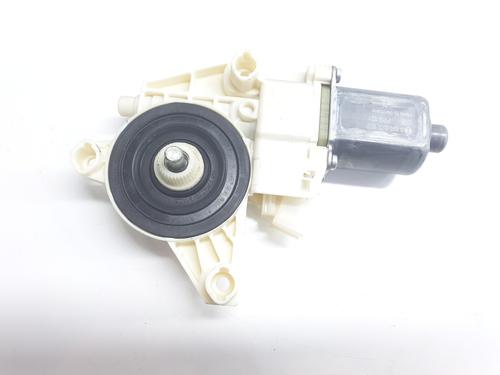 Right front window motor MERCEDES-BENZ VITO Van (W447) 110 CDI (447.601, 447.603, 447.605) | BP28357354E20 