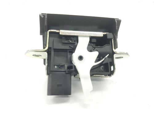 Used Tailgate lock SEAT IBIZA IV SC (6J1, 6P5) 1.4 TDI (105 hp) 10212350