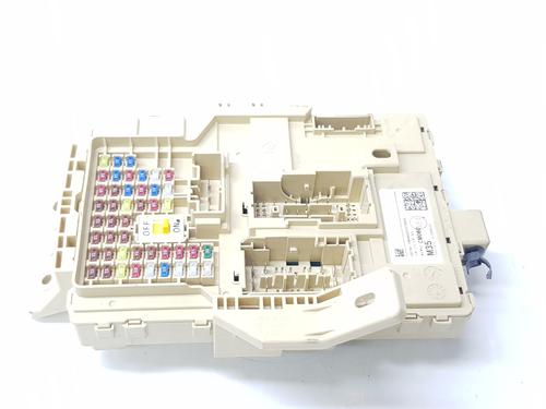 Used Fuse box Fuse box 37171362 37171362