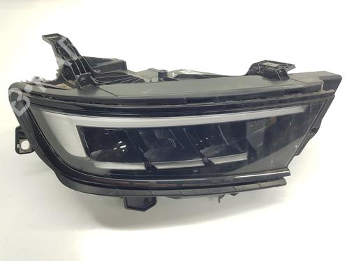 Used Right headlight OPEL ASTRA L Sports Tourer (O5) 1.2 (FRHNPJ) (110 hp) 24036313