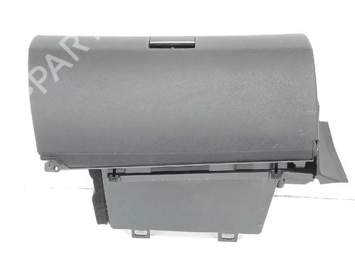 Used Glove box MERCEDES-BENZ B-CLASS Sports Tourer (W245) B 180 CDI (245.207) (109 hp) 6824801