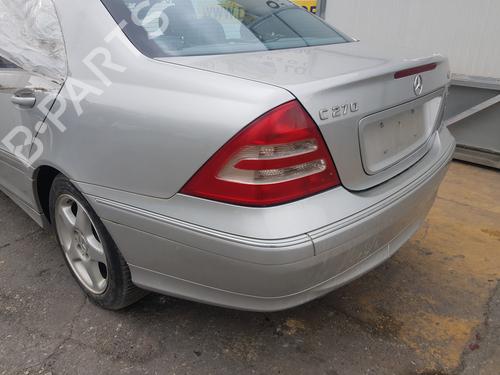 Høyre foran lås MERCEDES-BENZ C-CLASS (W203) C 270 CDI (203.016) | BP17904483C97 